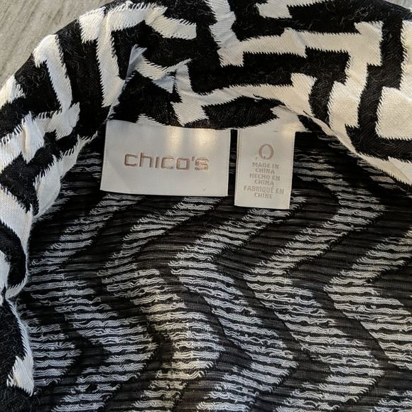 Chico's black white chevron zip lightweight jacket - Picture 2 of 4